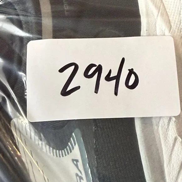 Men’s size 9-Altra Torin 7 Black White Zero Drop Outdoor Running Shoes - Picture 11 of 11